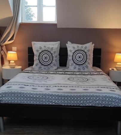 Le Petit Kerangoi Bed & Breakfast Pont-Aven Exterior photo