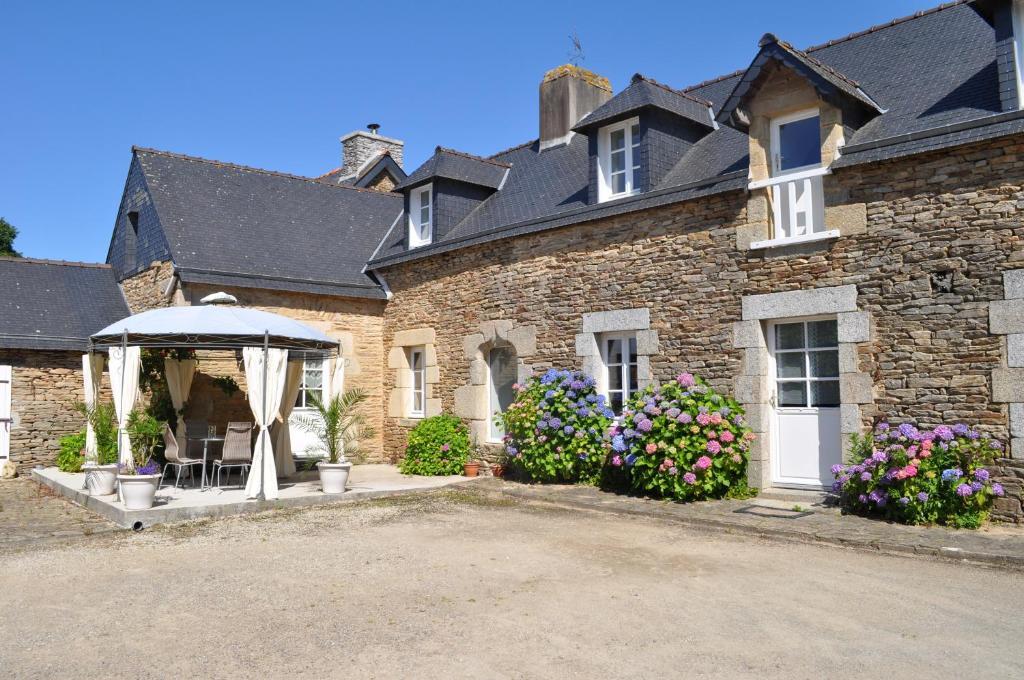 Le Petit Kerangoi Bed & Breakfast Pont-Aven Exterior photo