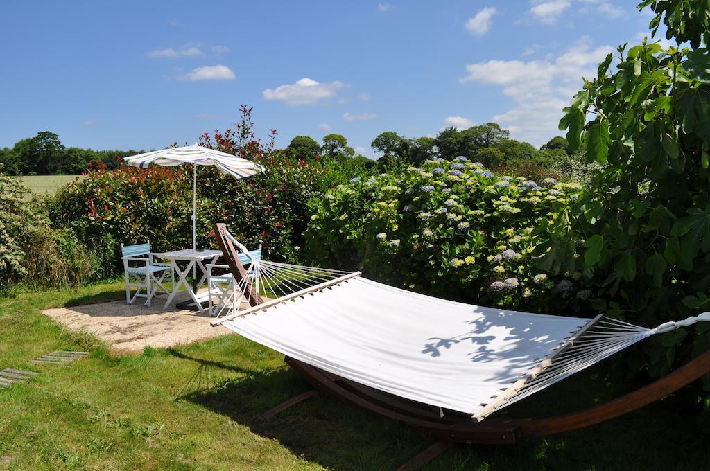 Le Petit Kerangoi Bed & Breakfast Pont-Aven Exterior photo